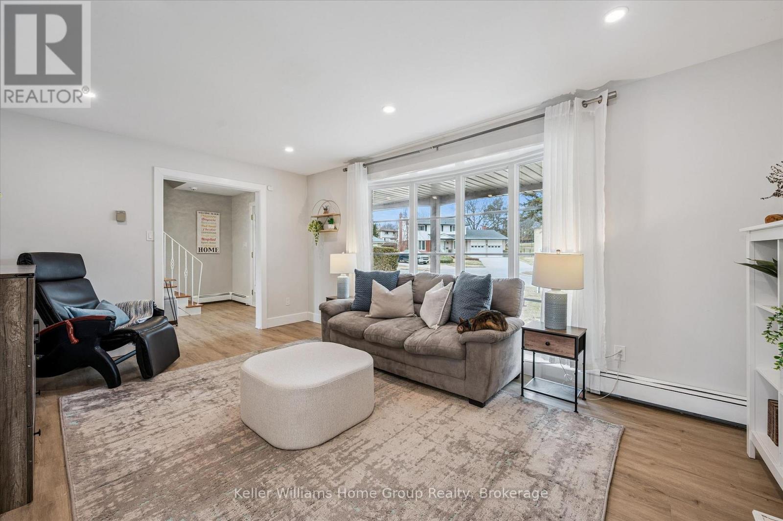 17 Carmine Place, Guelph (Victoria North), Ontario  N1E 3V2 - Photo 9 - X12919328