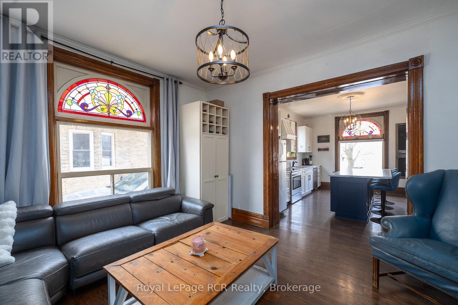 271 8th Street, Hanover, Ontario  N4N 1J6 - Photo 11 - X12919428