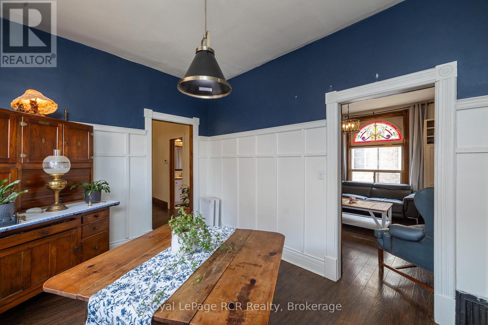 271 8th Street, Hanover, Ontario  N4N 1J6 - Photo 15 - X12919428