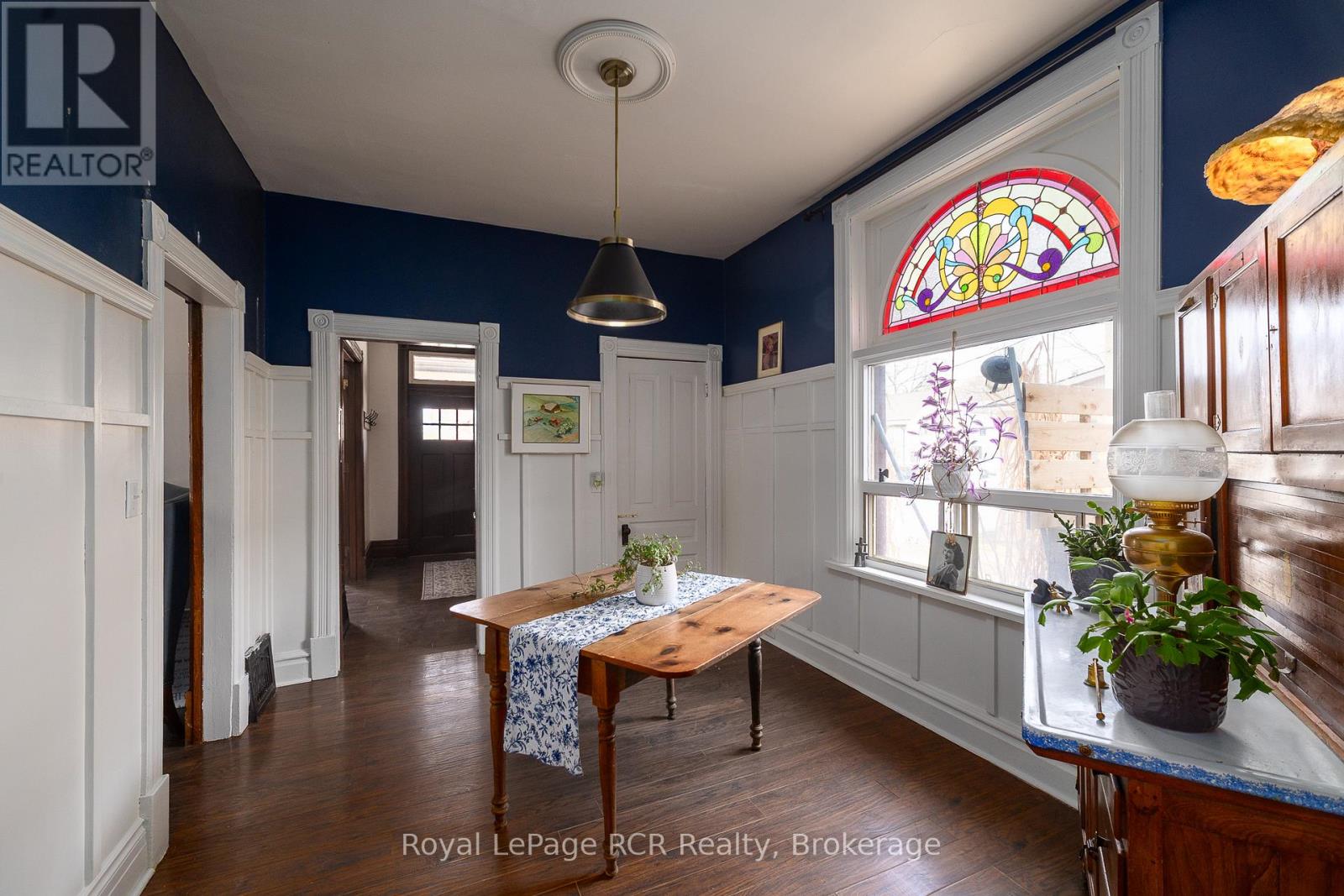 271 8th Street, Hanover, Ontario  N4N 1J6 - Photo 16 - X12919428