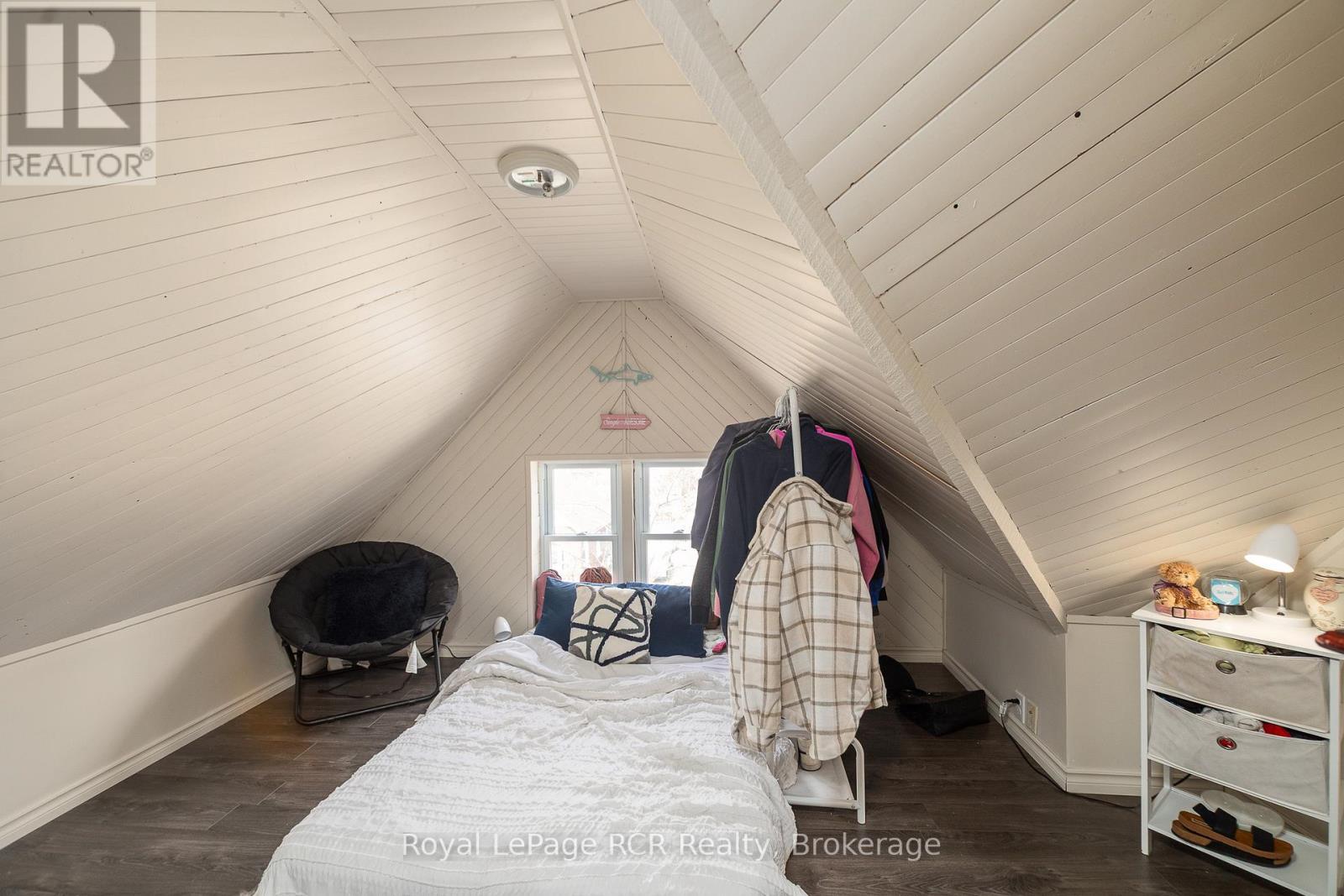 271 8th Street, Hanover, Ontario  N4N 1J6 - Photo 39 - X12919428