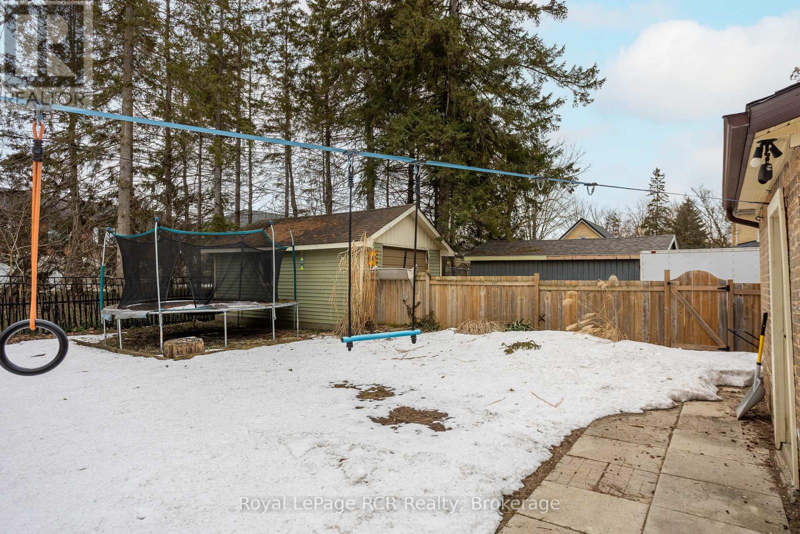 271 8th Street, Hanover, Ontario  N4N 1J6 - Photo 41 - X12919428
