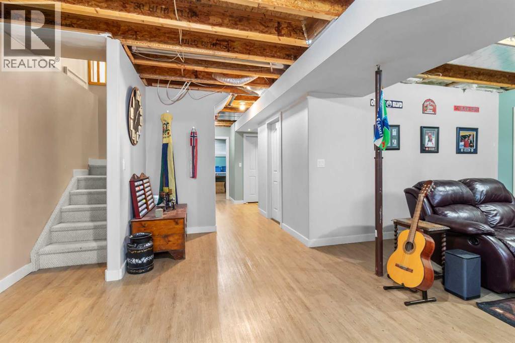 1231 21 Street, Bowden, Alberta  T0M 2A0 - Photo 28 - A2278176