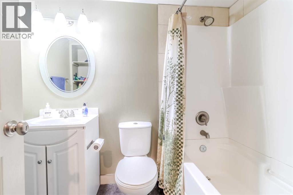 1231 21 Street, Bowden, Alberta  T0M 2A0 - Photo 32 - A2278176