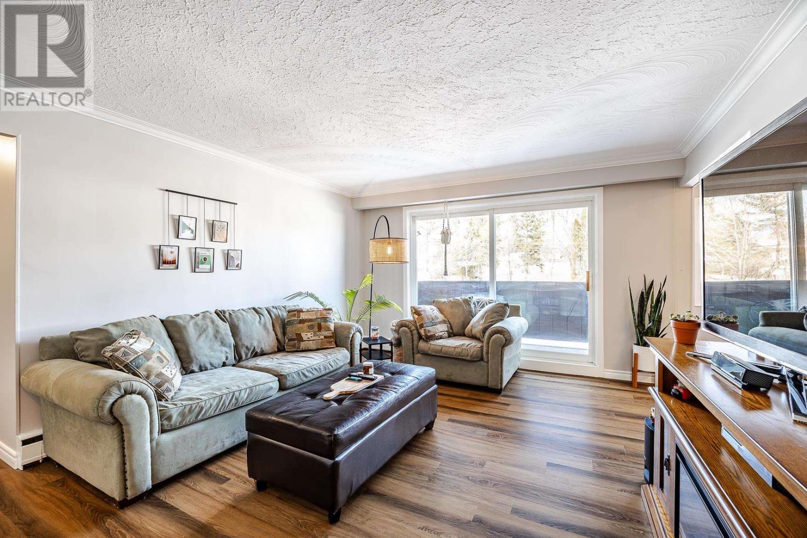 570 Macdonald Ave # 202, Sault Ste. Marie, Ontario P6B 1J3 - Photo 17 - SM260534