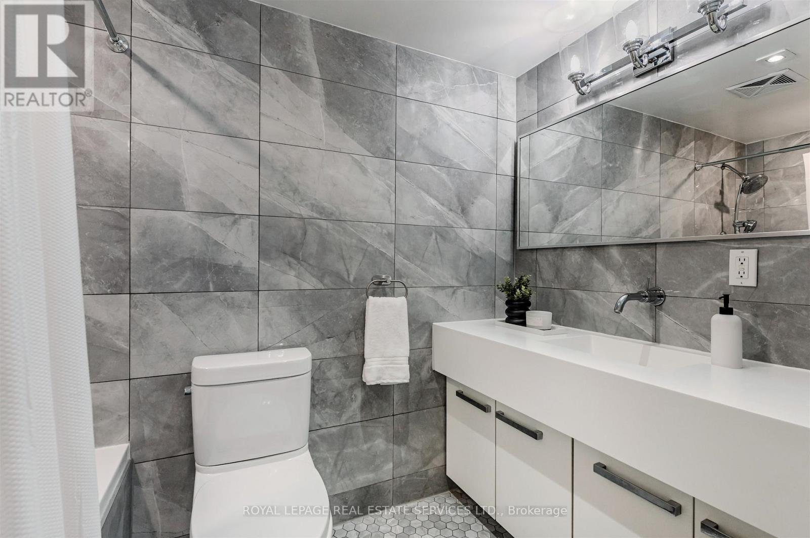 703 - 55 Stewart Street, Toronto, Ontario  M5V 2V1 - Photo 36 - C12919318