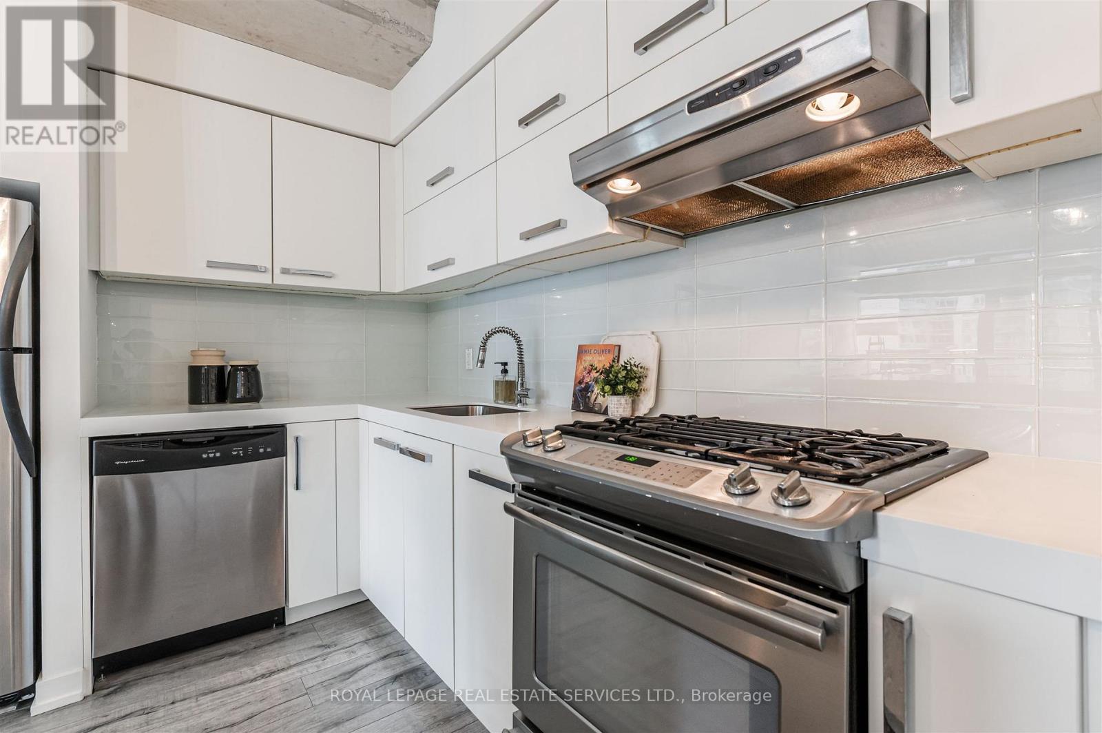 703 - 55 Stewart Street, Toronto, Ontario  M5V 2V1 - Photo 7 - C12919318