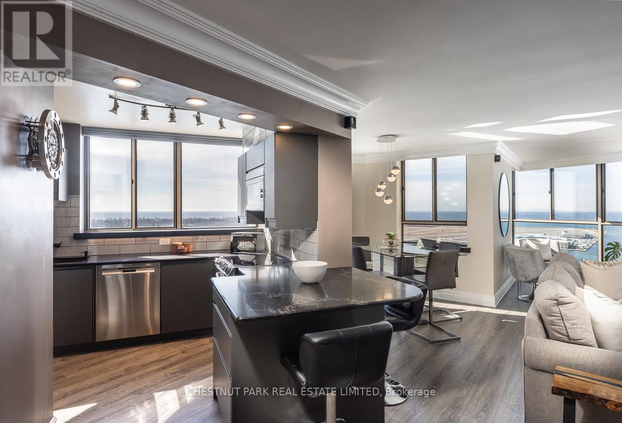 3101 - 270 Queens Quay W, Toronto, Ontario  M5J 2N4 - Photo 6 - C12919320