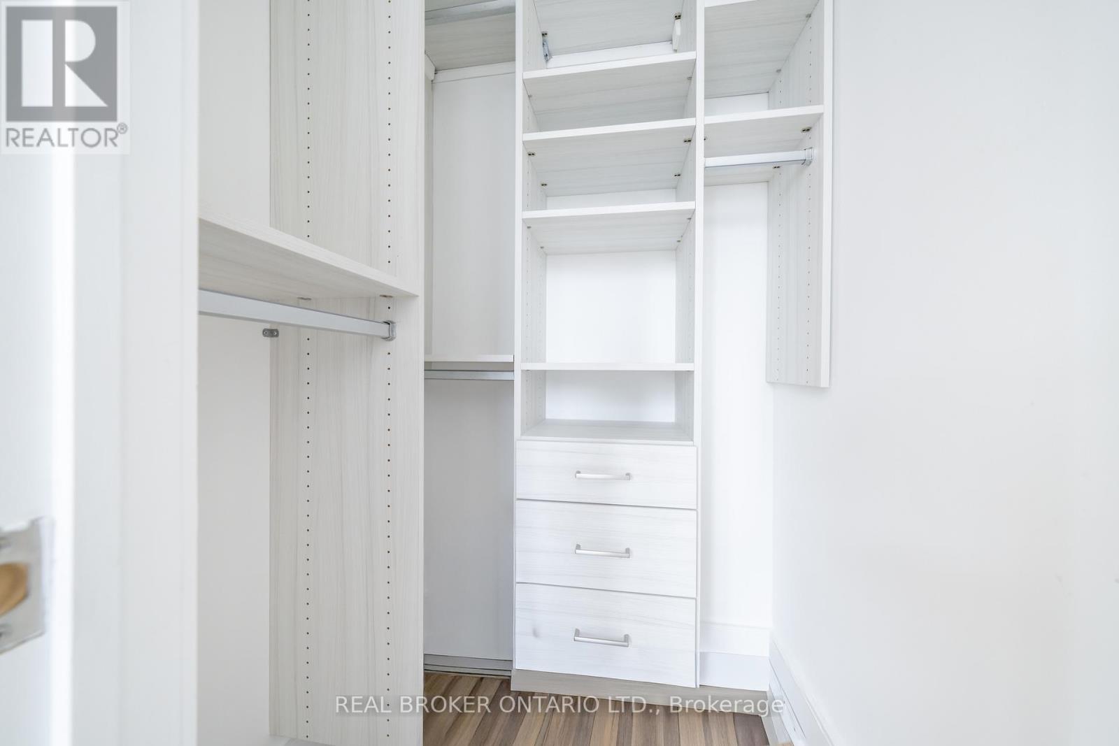 2202 - 21 Balmuto Street, Toronto, Ontario  M4Y 1W4 - Photo 21 - C12919352