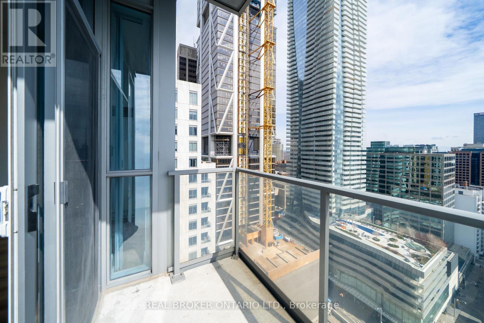 2202 - 21 Balmuto Street, Toronto, Ontario  M4Y 1W4 - Photo 34 - C12919352