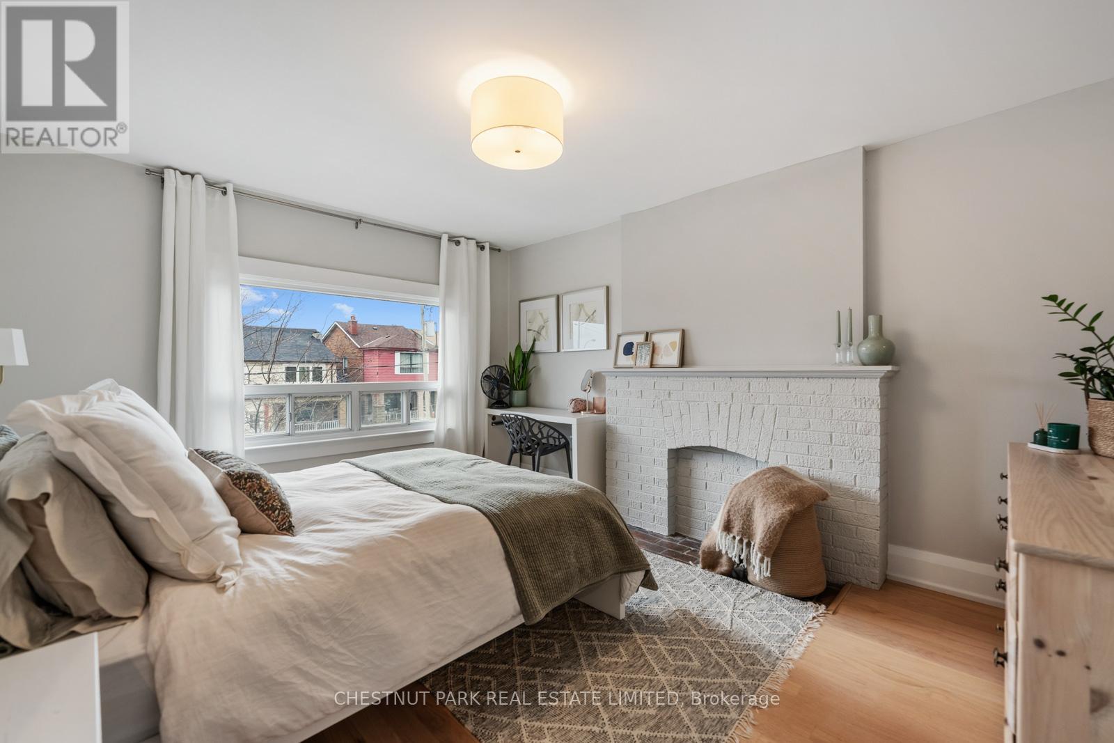 1977 Dufferin Street, Toronto, Ontario  M6E 3P9 - Photo 18 - C12919386