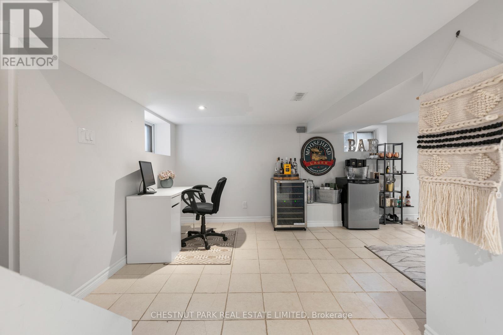 1977 Dufferin Street, Toronto, Ontario  M6E 3P9 - Photo 28 - C12919386