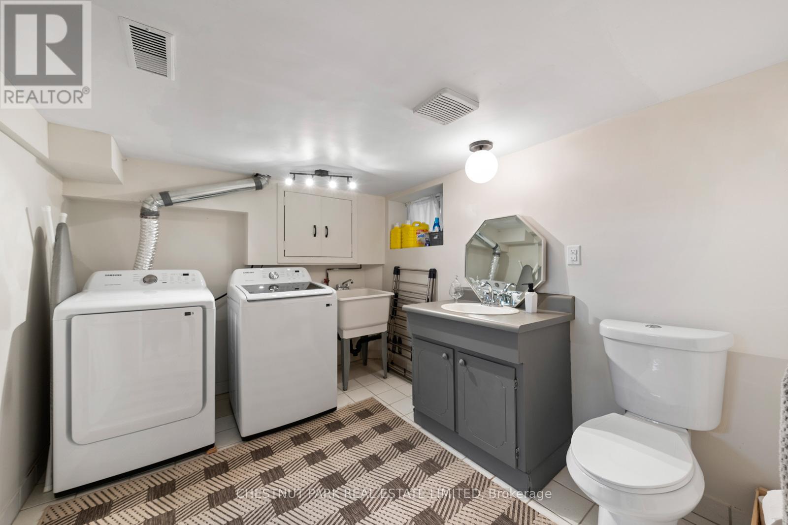 1977 Dufferin Street, Toronto, Ontario  M6E 3P9 - Photo 29 - C12919386