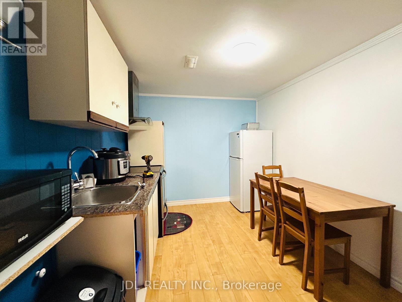 Basemen - 32 Denver Crescent, Toronto, Ontario  M2J 1G8 - Photo 8 - C12919450