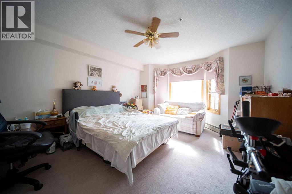 128, 6868 Sierra Morena Boulevard Sw, Calgary, Alberta  T3H 3R6 - Photo 6 - A2295290