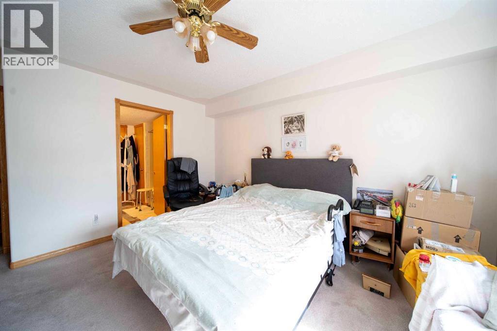 128, 6868 Sierra Morena Boulevard Sw, Calgary, Alberta  T3H 3R6 - Photo 5 - A2295290