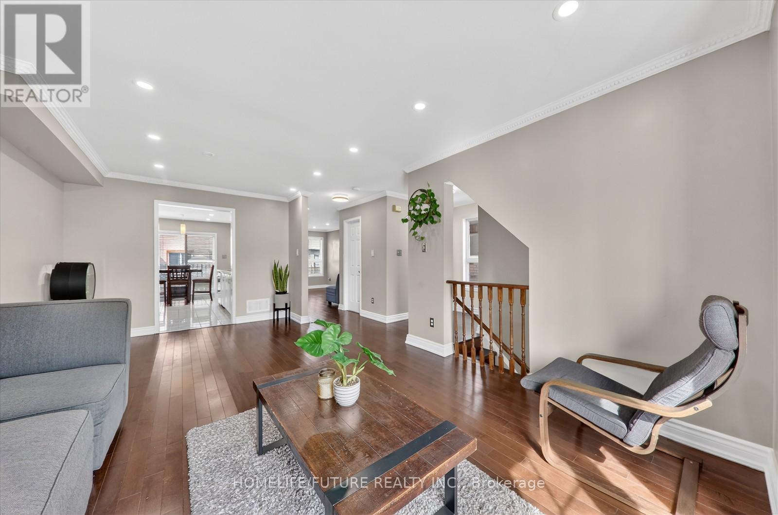 81 Trellanock Avenue, Toronto, Ontario  M1C 5B8 - Photo 9 - E12919286