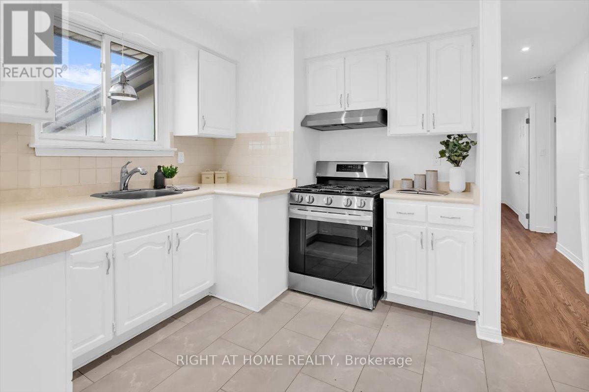 170 Farewell Street, Oshawa (Donevan), Ontario  L1H 6L7 - Photo 11 - E12919326