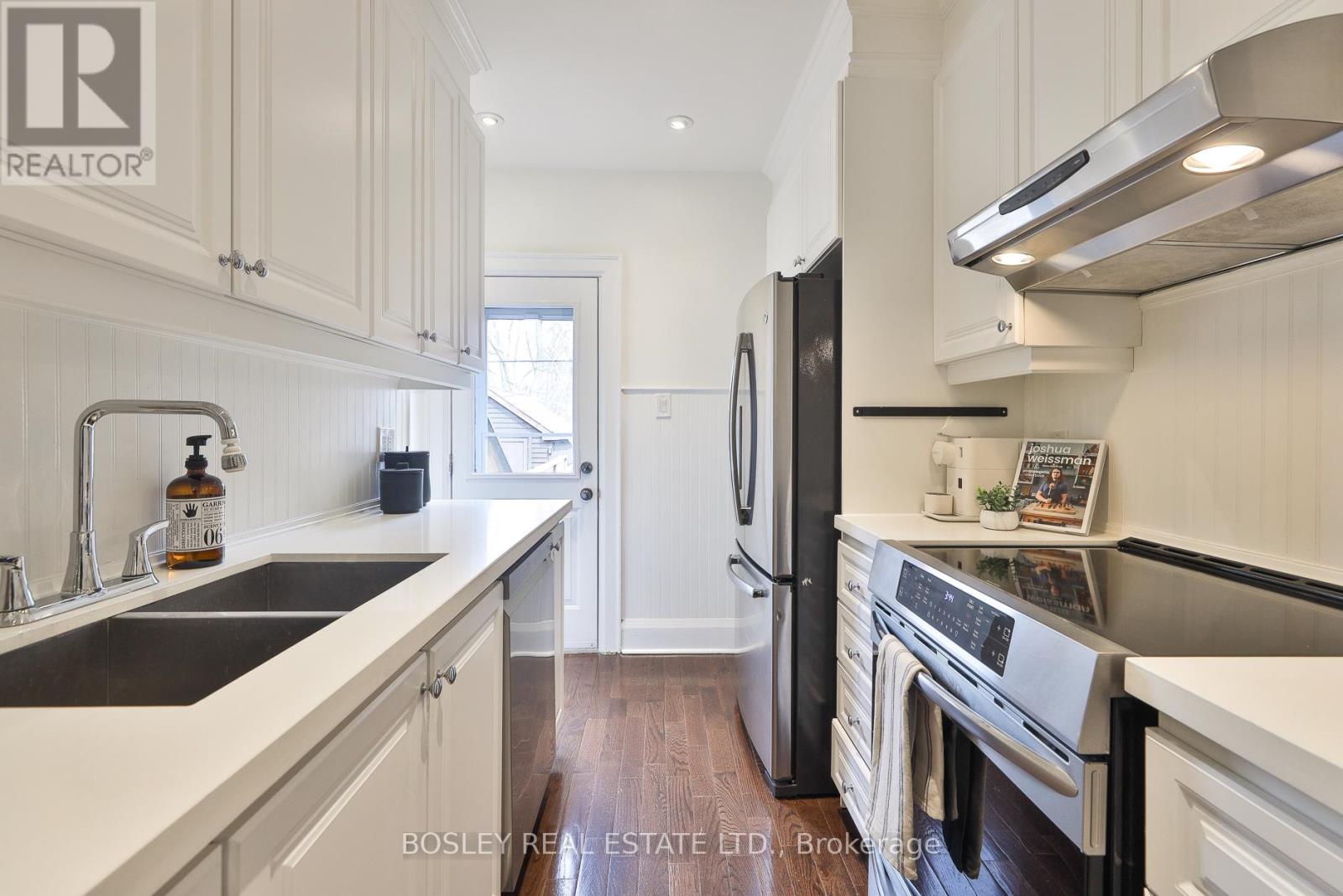 3 Phin Avenue, Toronto (Blake-Jones), Ontario  M4J 3T1 - Photo 15 - E12919444