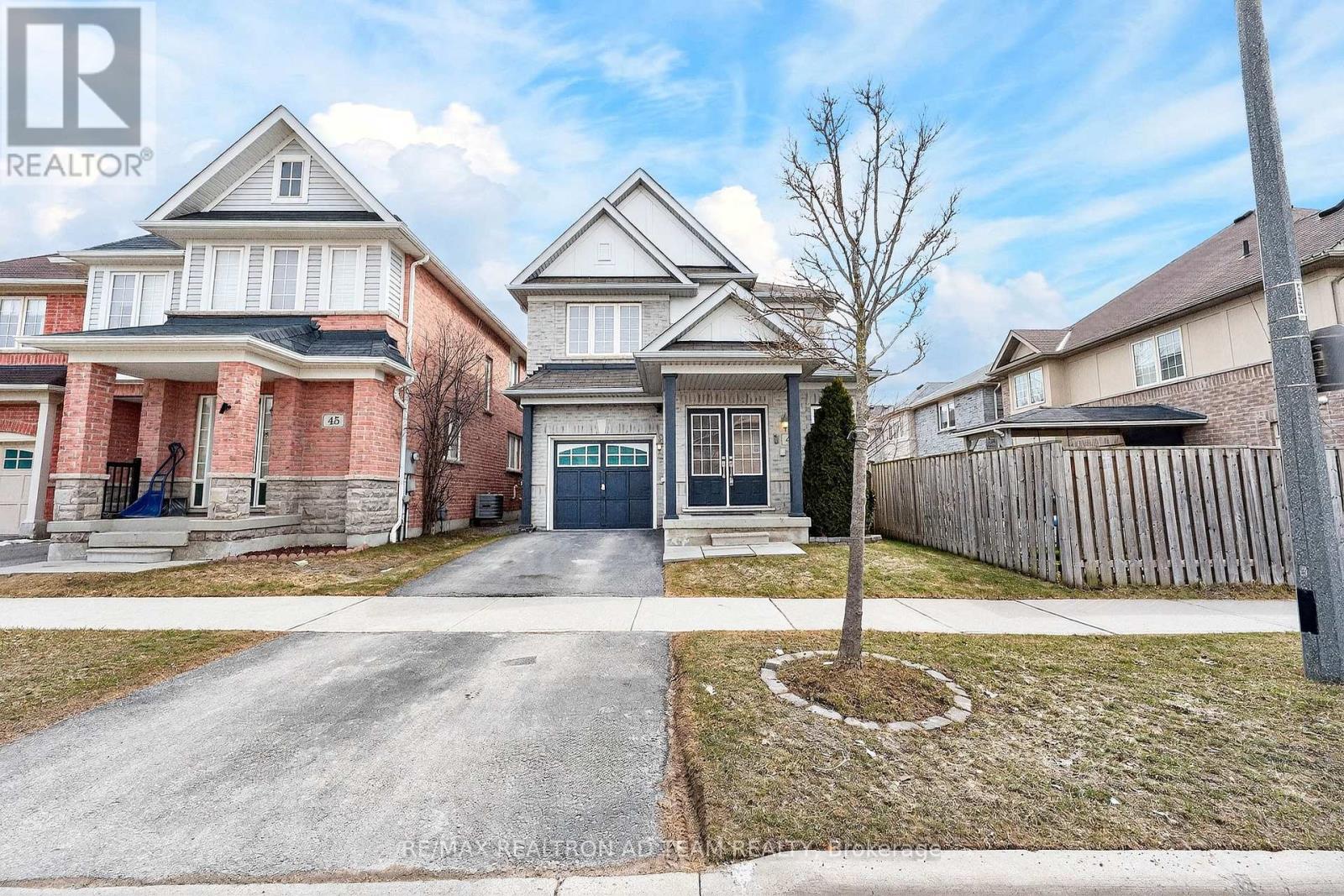 43 Formosa Avenue, Ajax, Ontario  L1Z 0N1 - Photo 2 - E12919490