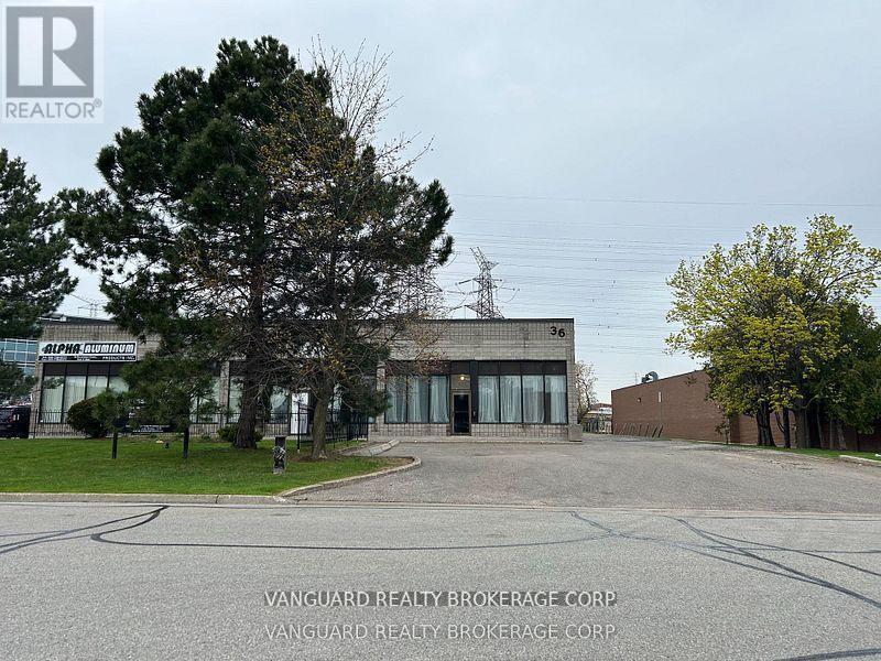 2 - 36 BESSEMER COURT, Vaughan, Ontario