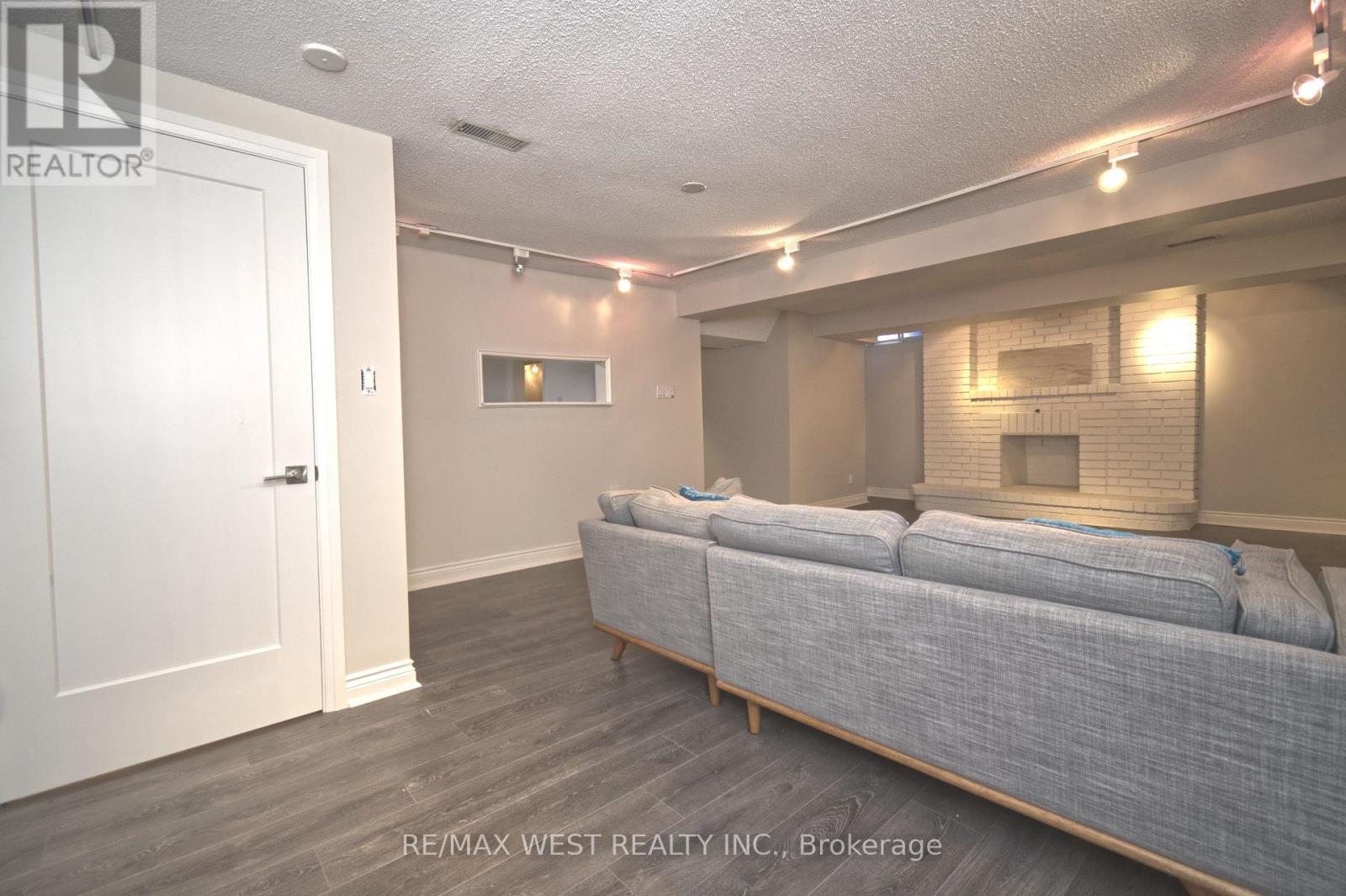 86 Bellona Street, Vaughan, Ontario  L4L 6R6 - Photo 12 - N12919296