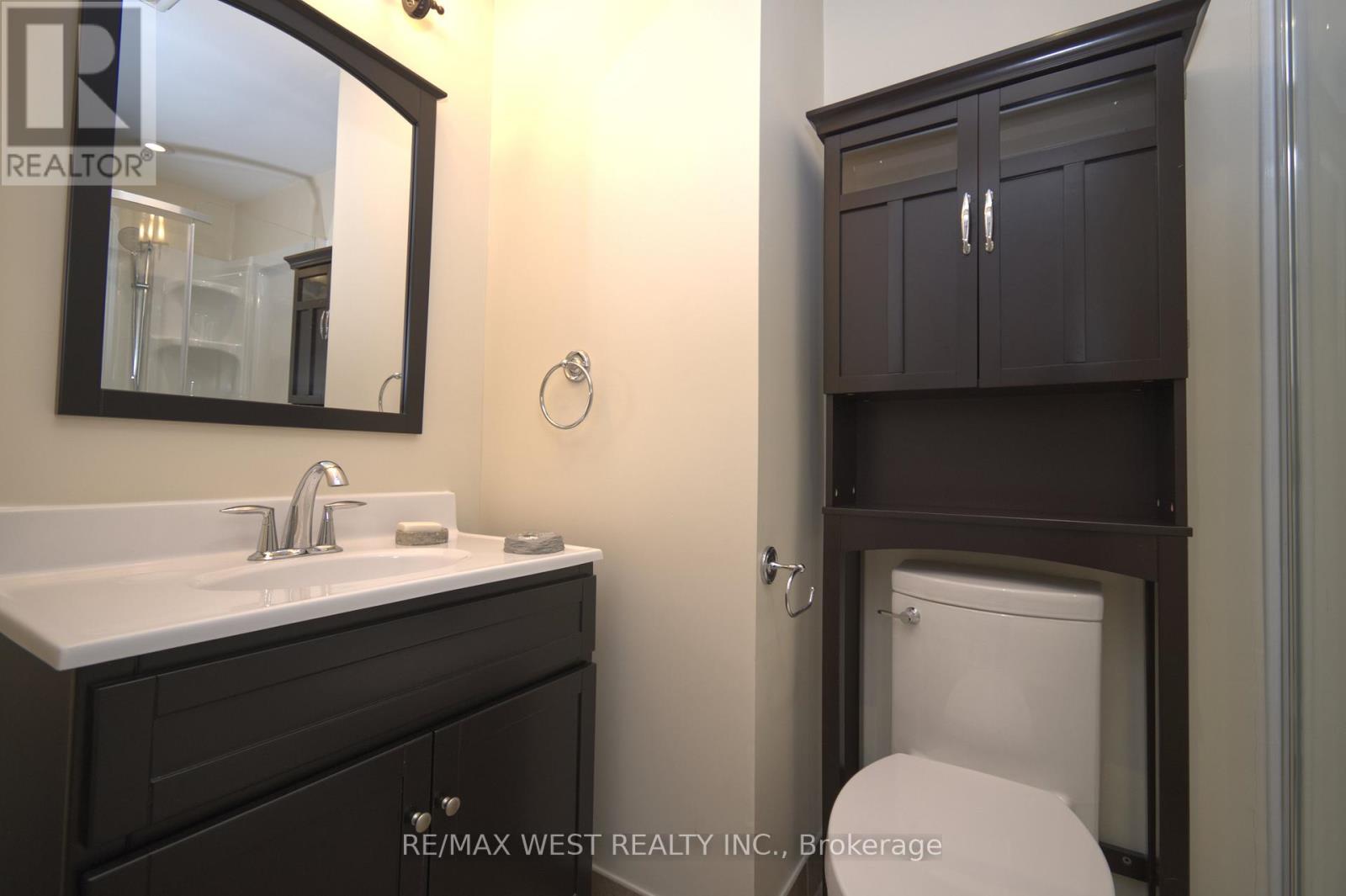 86 Bellona Street, Vaughan, Ontario  L4L 6R6 - Photo 14 - N12919296