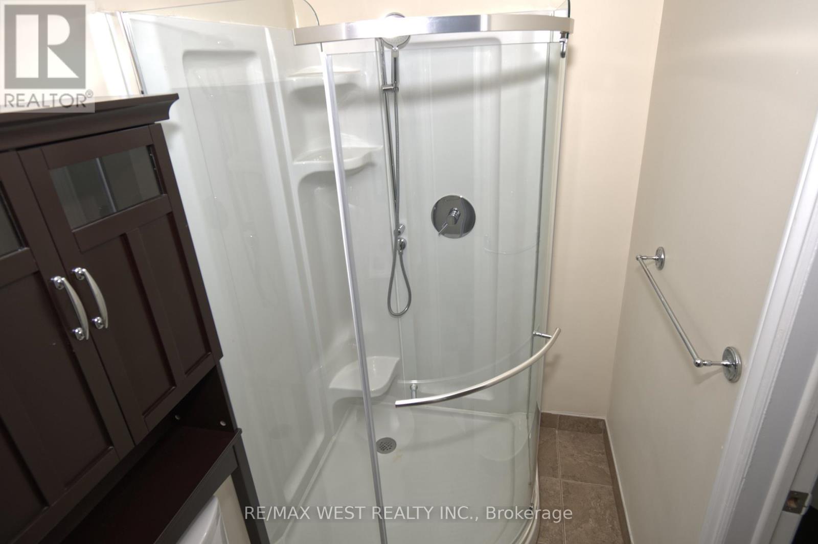 86 Bellona Street, Vaughan, Ontario  L4L 6R6 - Photo 16 - N12919296