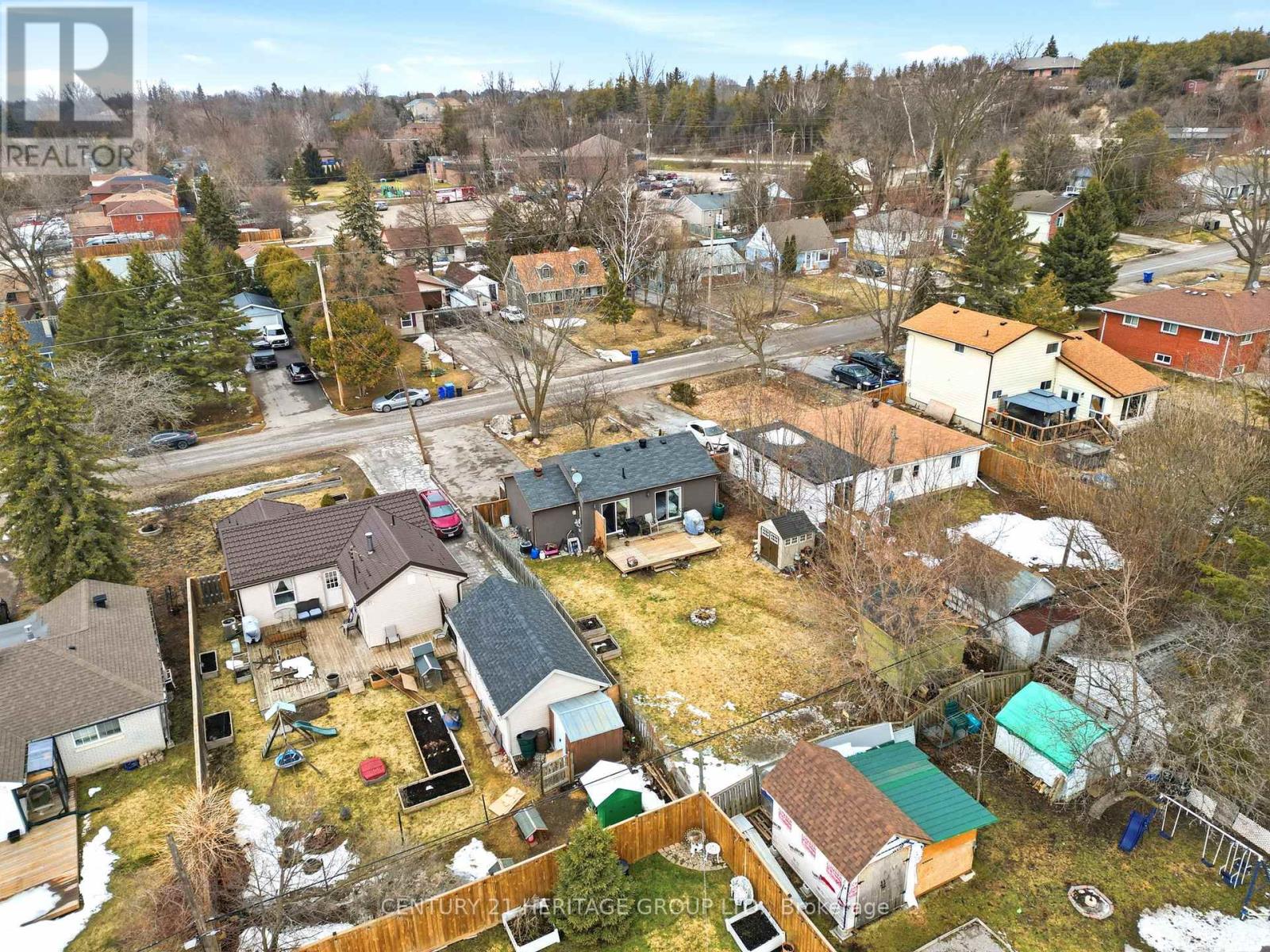 143 Silas Boulevard, Georgina, Ontario  L4P 2K2 - Photo 30 - N12919316