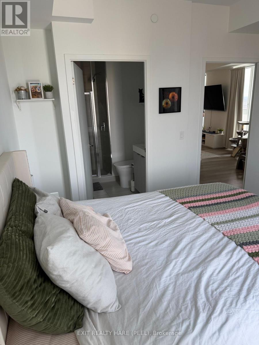 1203 - 474 Caldari Road, Vaughan, Ontario  L4K 0R5 - Photo 6 - N12919340