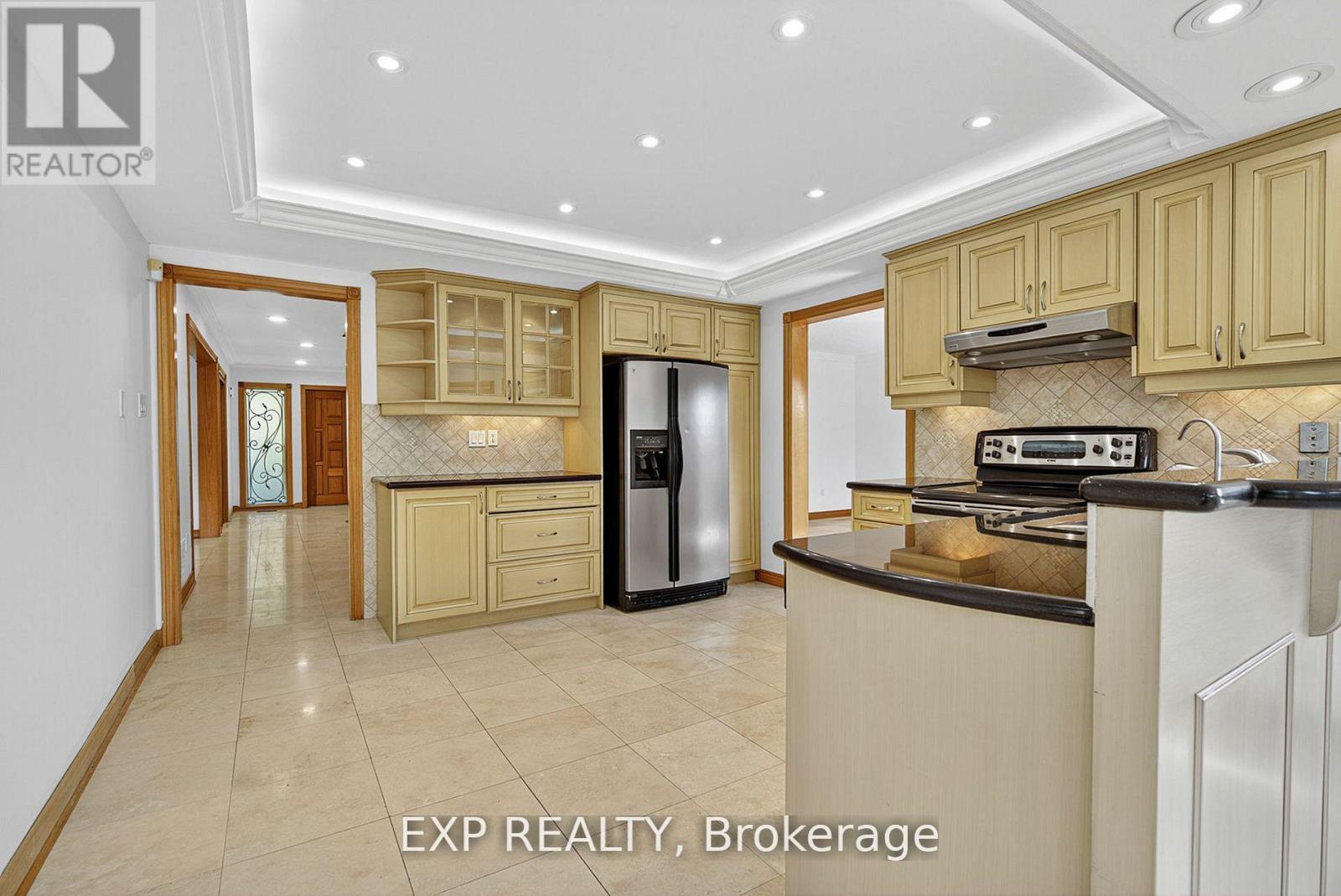 315 Stephanie Boulevard, Vaughan, Ontario  L4L 1A6 - Photo 10 - N12919380