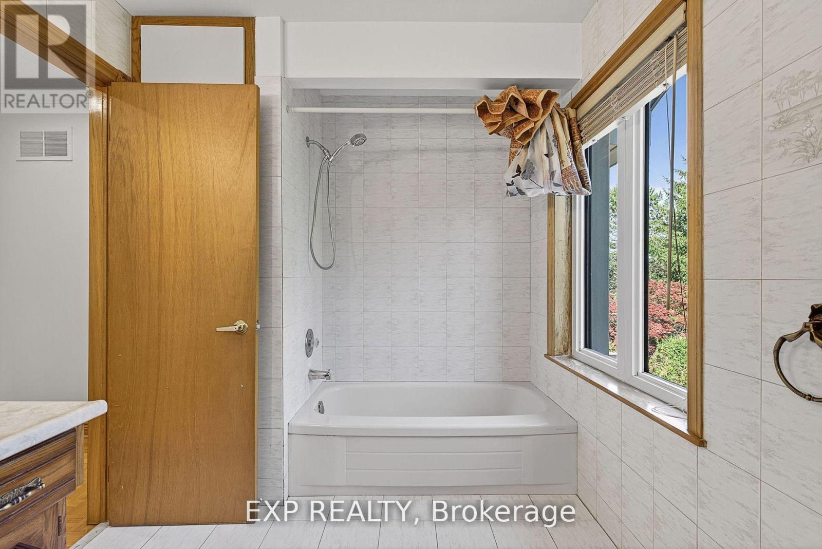 315 Stephanie Boulevard, Vaughan, Ontario  L4L 1A6 - Photo 27 - N12919380