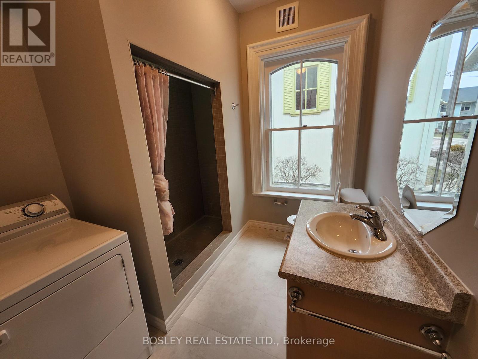 Brick#main - 5958 16th Avenue, Markham, Ontario  L3P 8N1 - Photo 8 - N12919400