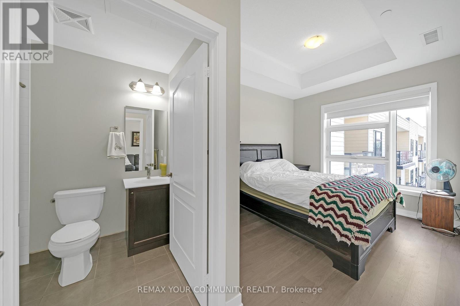 Ph401 - 555 William Graham Drive, Aurora, Ontario  L4G 3H9 - Photo 15 - N12919410