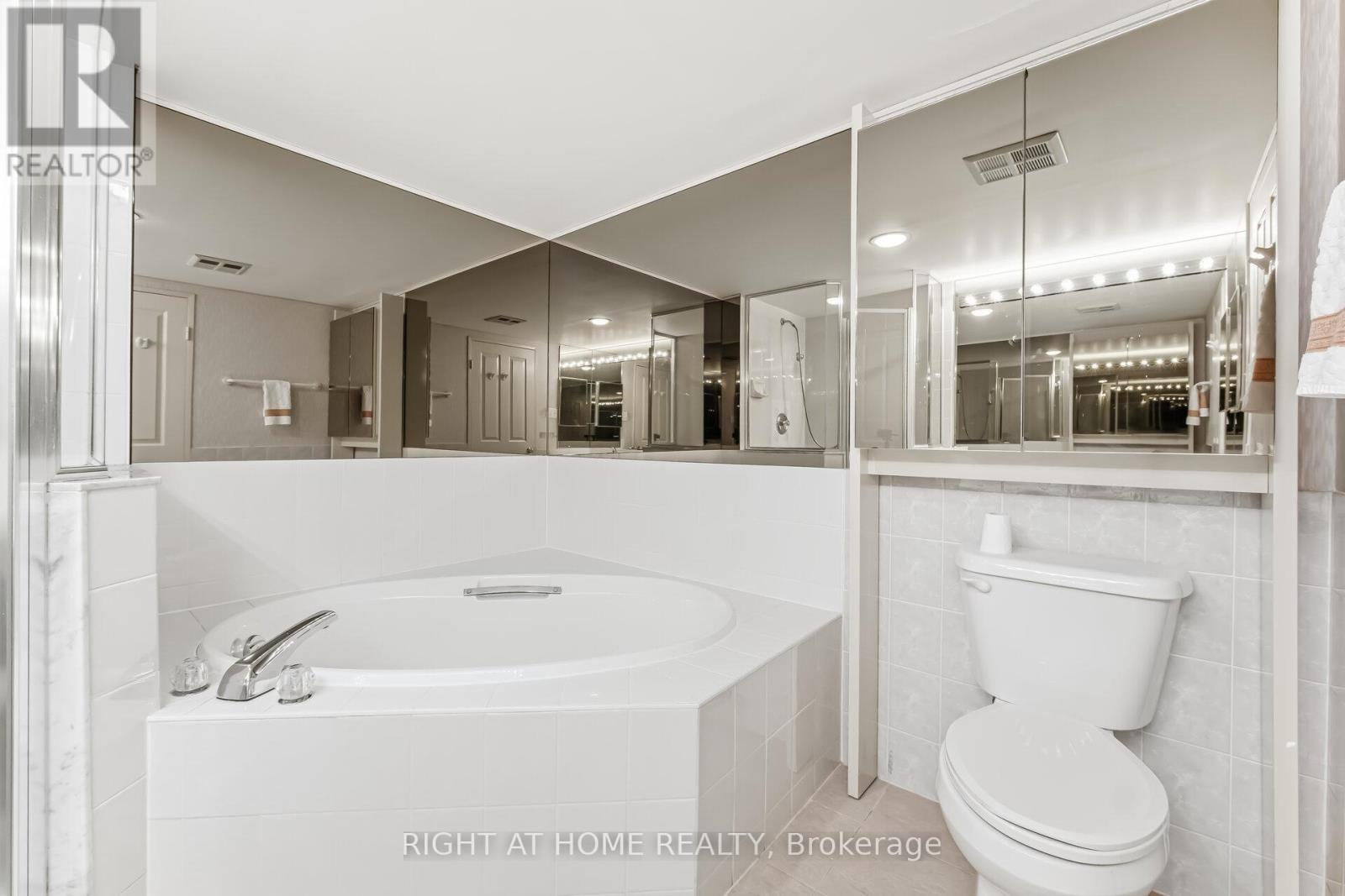 711 - 120 Promenade Circle, Vaughan, Ontario L4J 7W9 - Photo 24 - N12919420