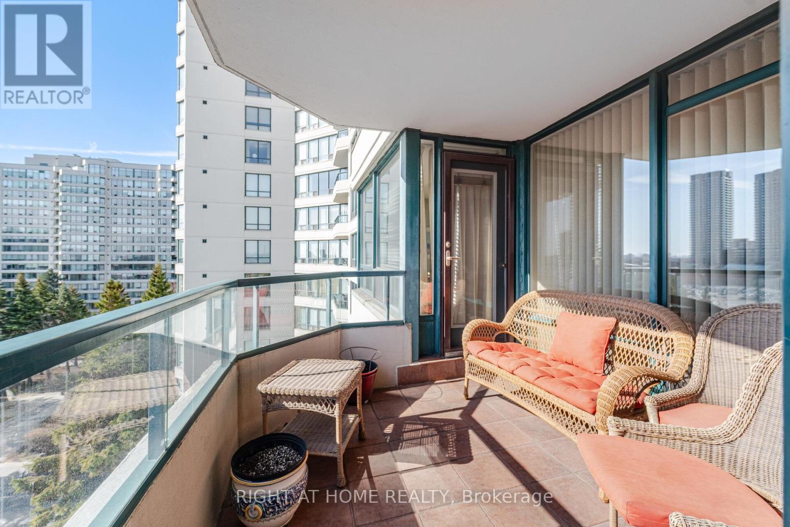 711 - 120 Promenade Circle, Vaughan, Ontario L4J 7W9 - Photo 30 - N12919420