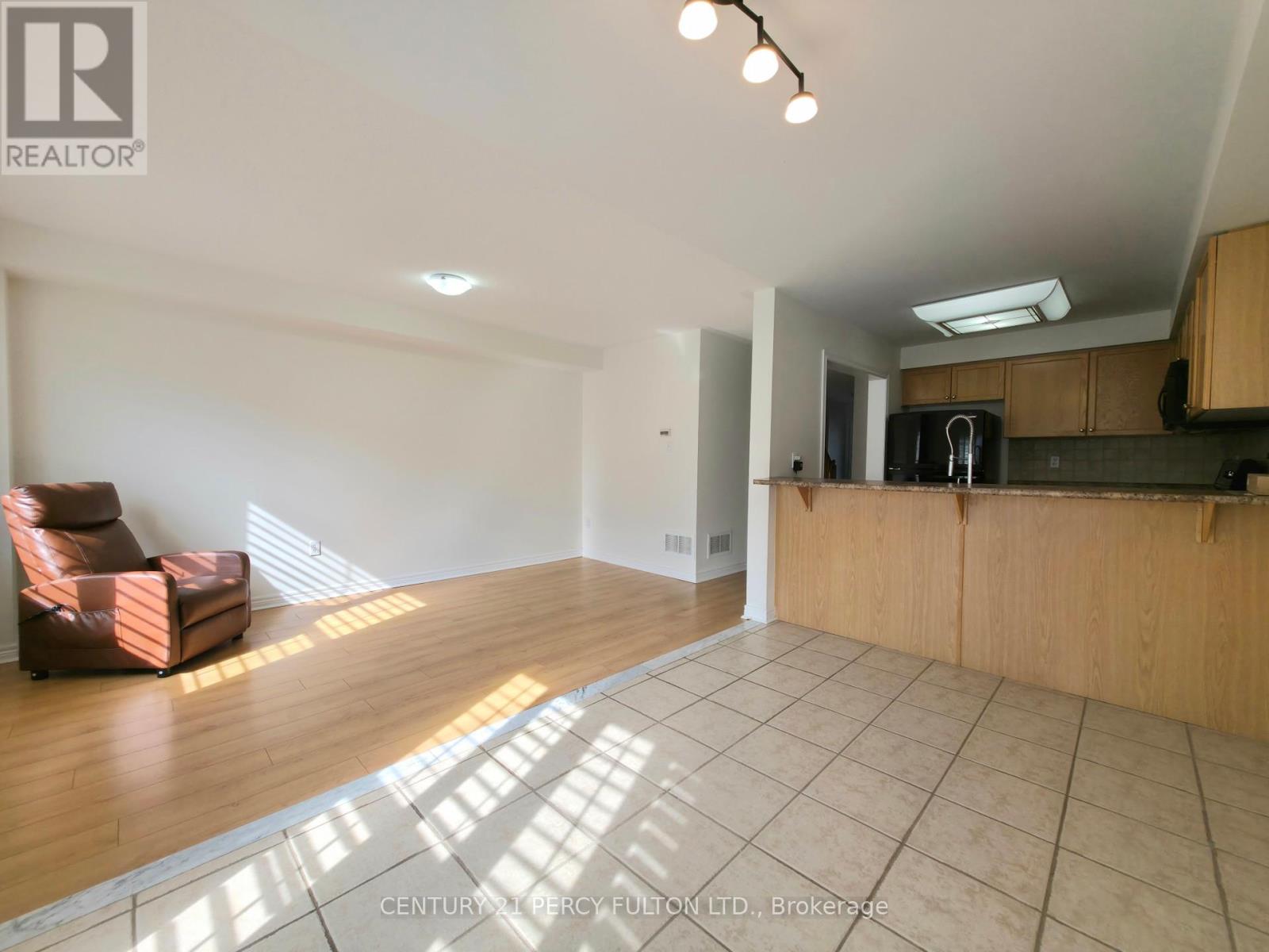 80 Goode Street, Richmond Hill, Ontario  L4S 2T6 - Photo 9 - N12919484