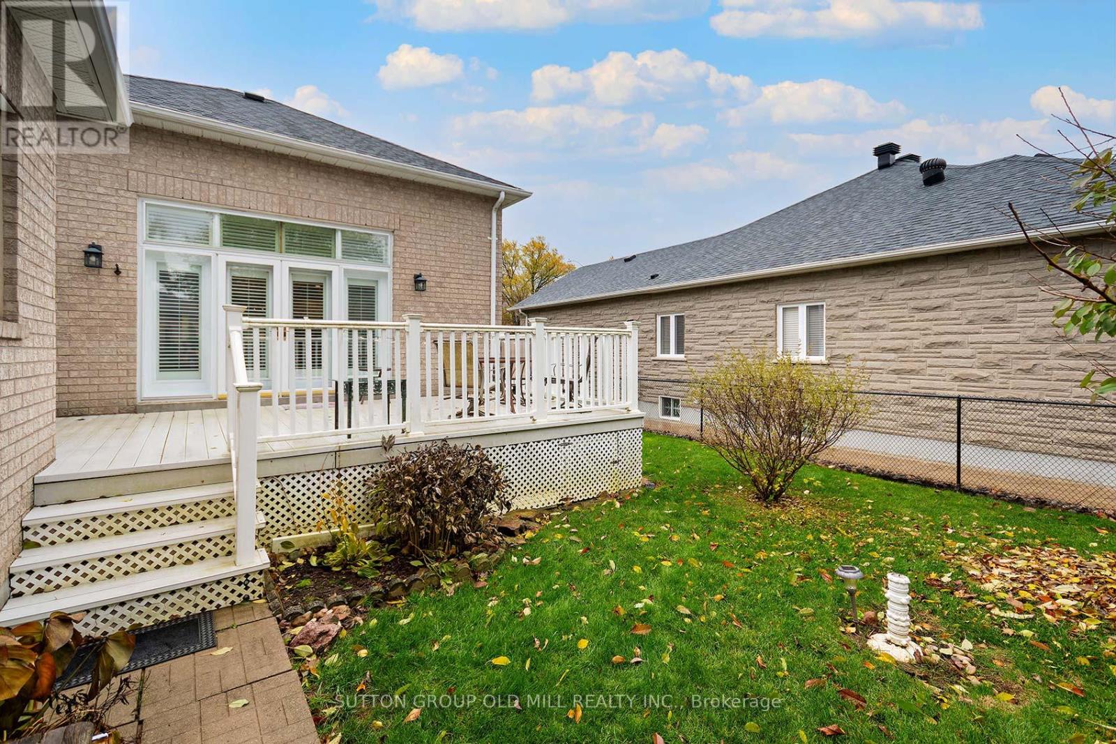 128 Carmela Avenue, Richmond Hill (Oak Ridges), Ontario  L4E 2V6 - Photo 32 - N12919500