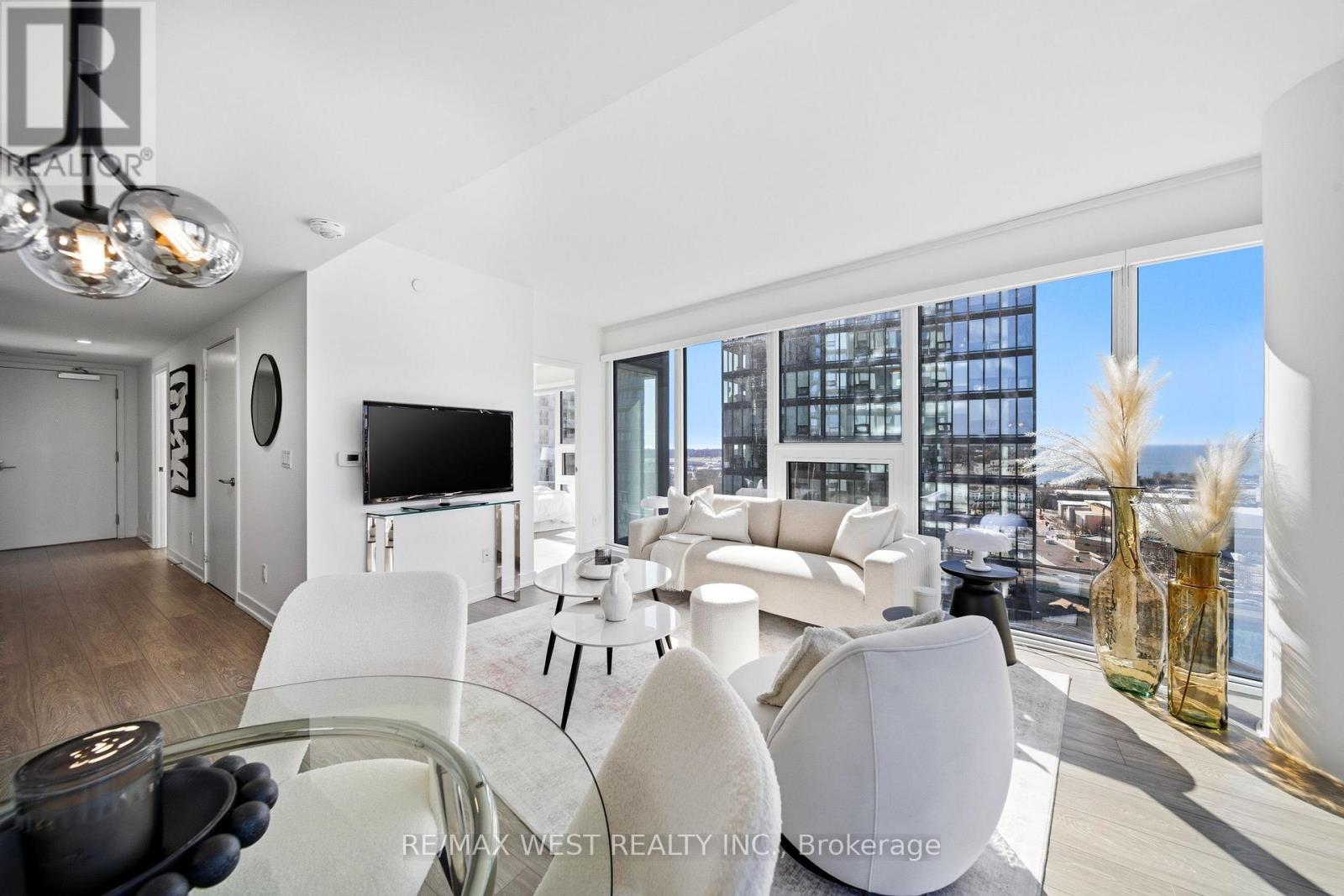 2107 - 19 Western Battery Road, Toronto, Ontario  M6K 3S4 - Photo 7 - C12919532