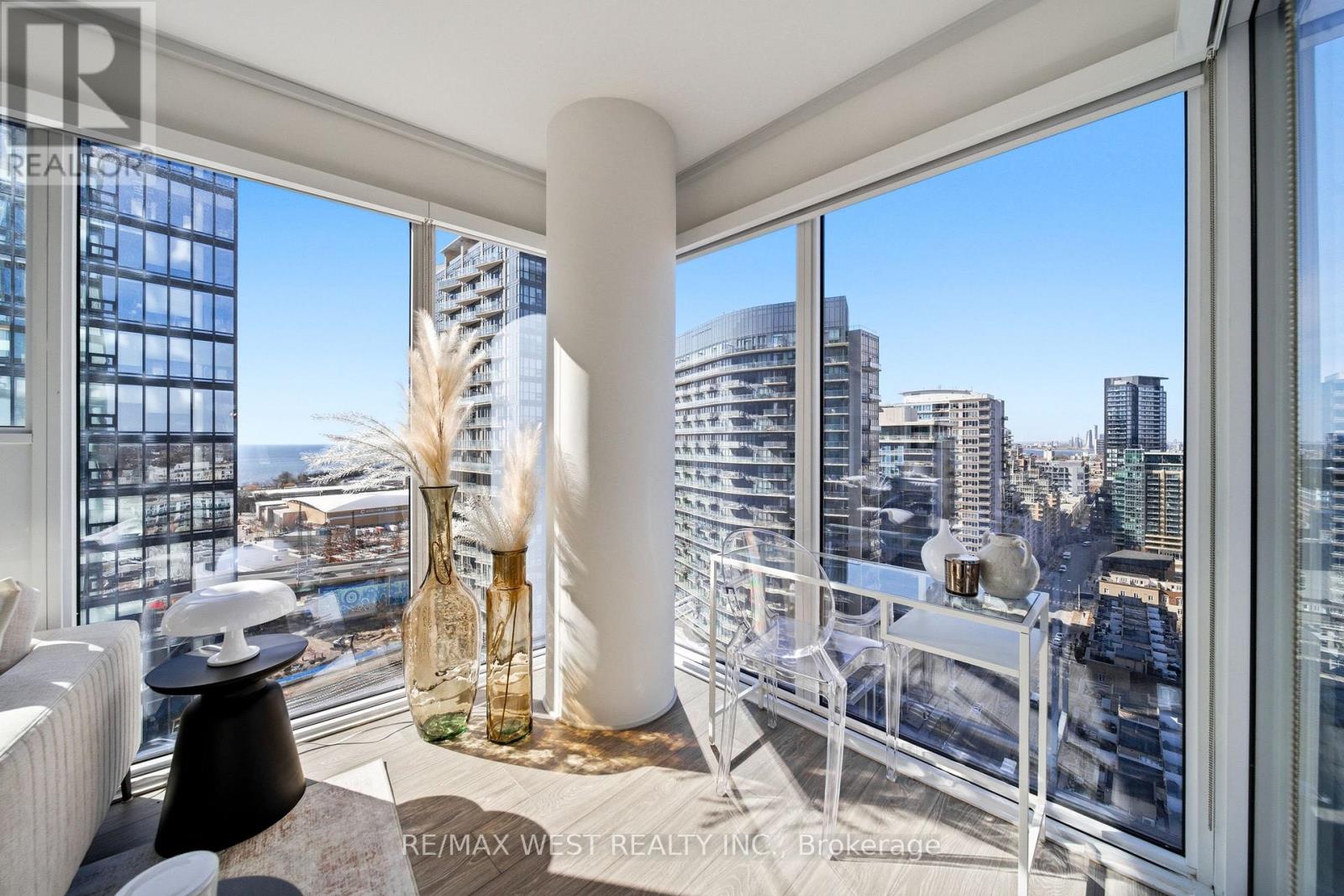 2107 - 19 Western Battery Road, Toronto, Ontario  M6K 3S4 - Photo 9 - C12919532