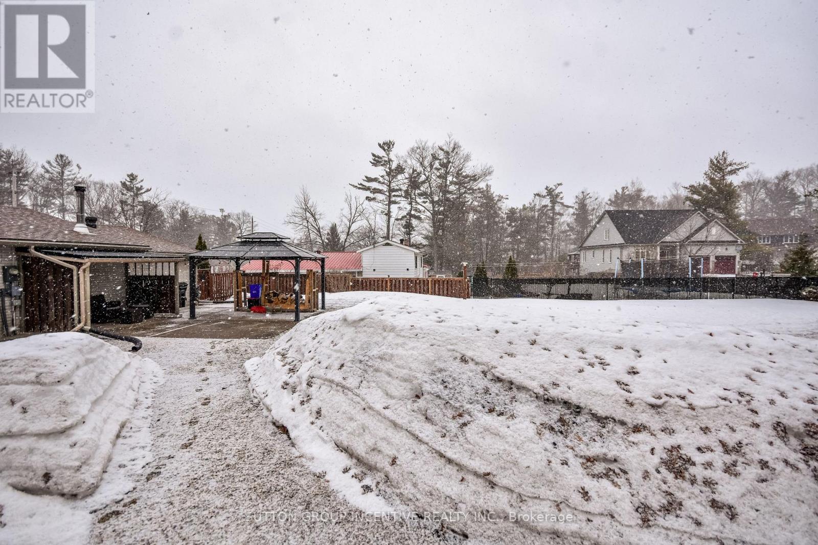 355 Zoo Park Road, Wasaga Beach, Ontario  L9Z 1S7 - Photo 33 - S12919284