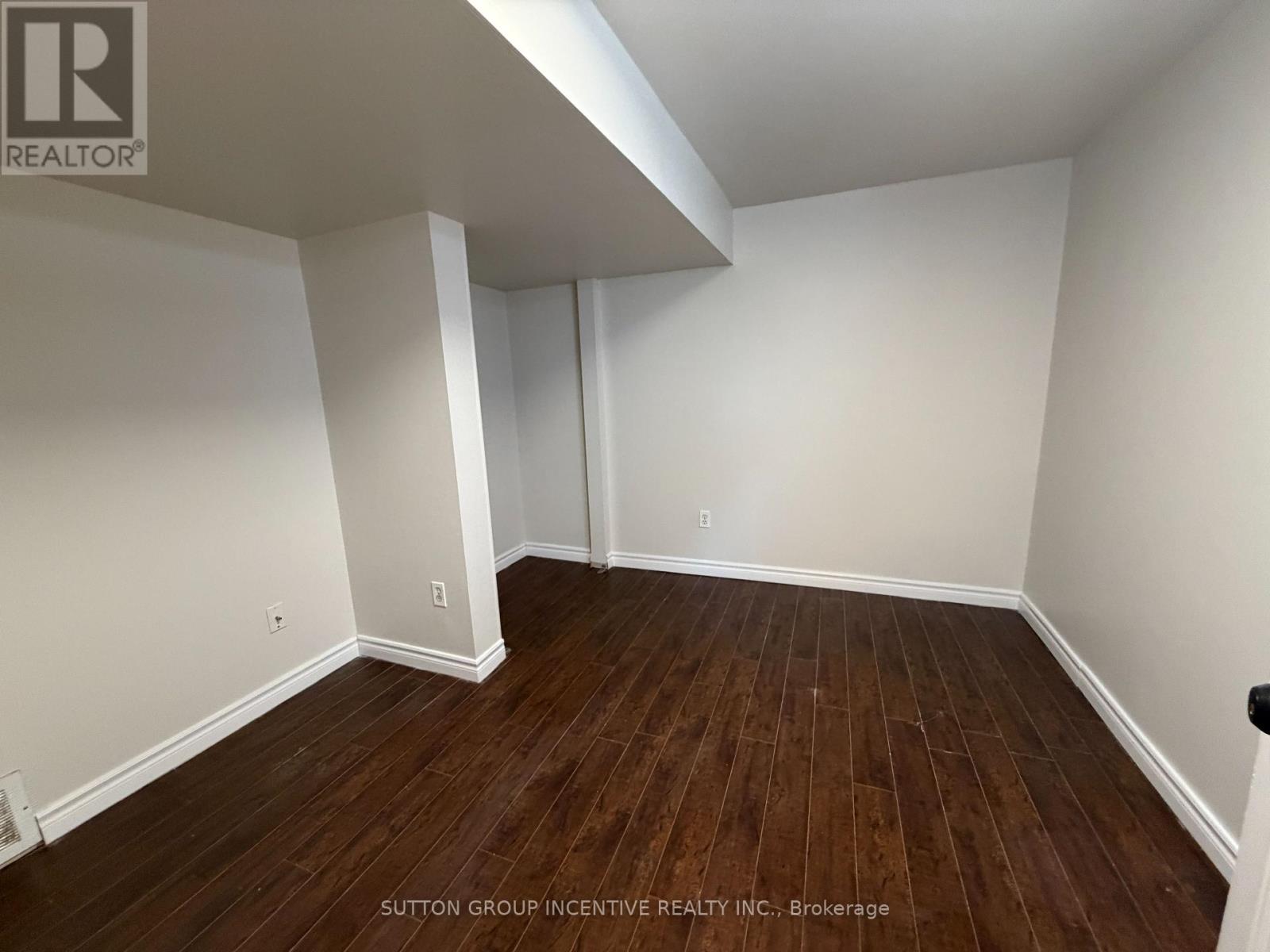 15 Timothy Lane, Barrie (Holly), Ontario  L4N 9Z6 - Photo 24 - S12919434