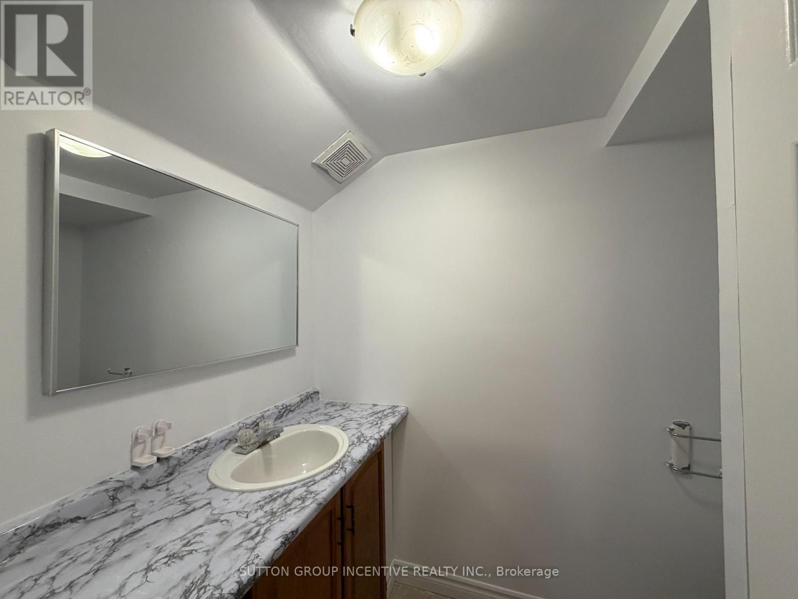 15 Timothy Lane, Barrie (Holly), Ontario  L4N 9Z6 - Photo 26 - S12919434