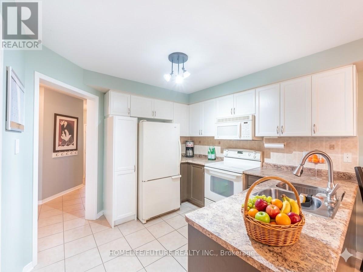 133 Professor Day Drive, Bradford West Gwillimbury (Bradford), Ontario  L3Z 3B9 - Photo 4 - N12915476