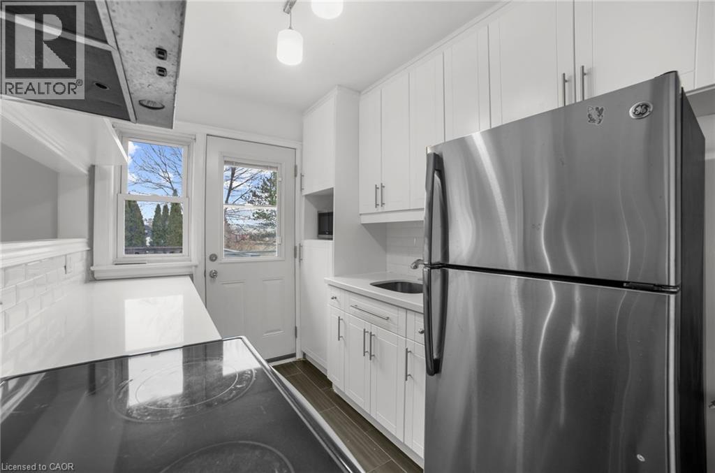 53 Paradise Road S, Hamilton, Ontario  L8S 1S3 - Photo 11 - 40815024