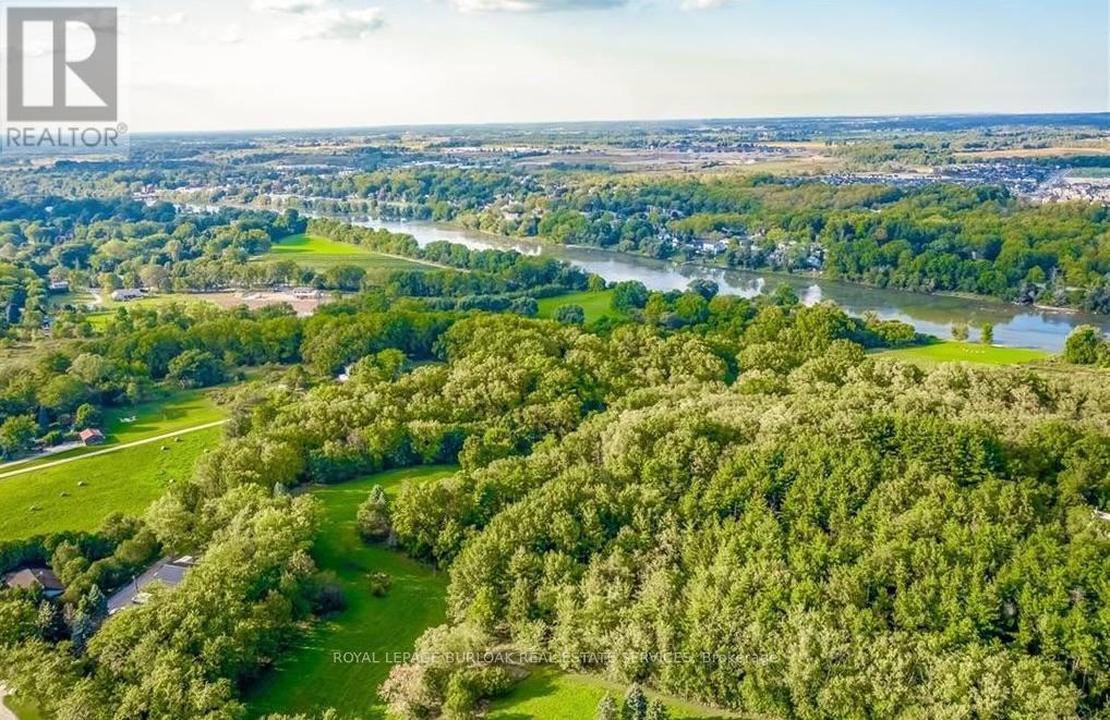 105 Larry Crescent, Haldimand, Ontario  N3W 0B2 - Photo 32 - X12918530