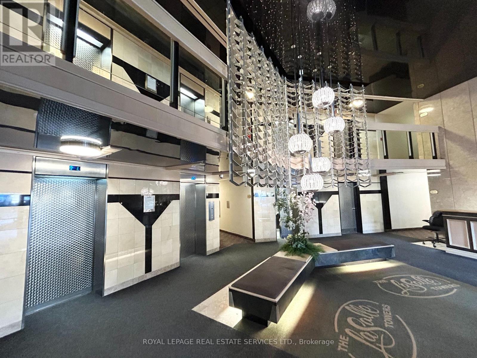 A24 - 20 North Shore Boulevard W, Burlington, Ontario L7T 1A1 - Photo 4 - W12919330