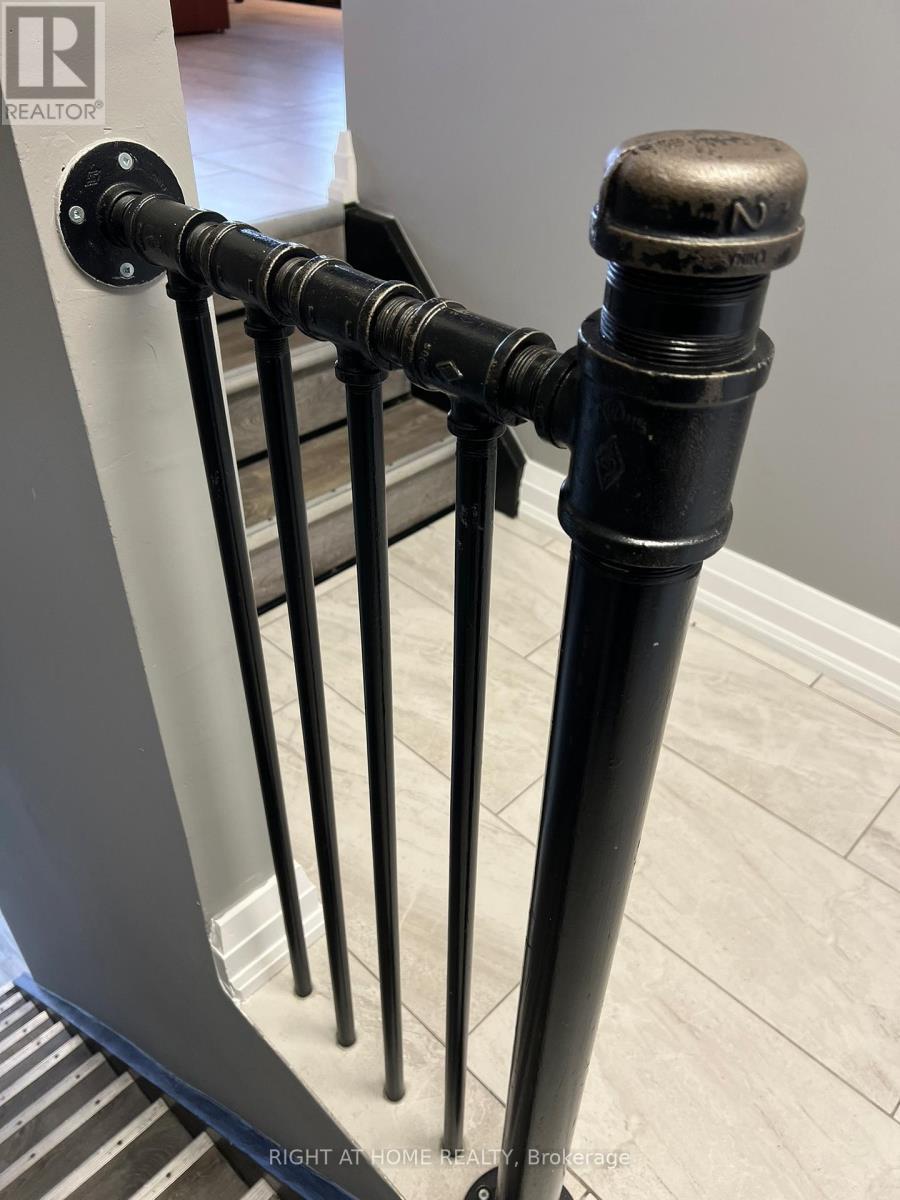 15 - 21 Kenview Boulevard, Brampton (Parkway Belt Industrial Area), Ontario  L6T 5G7 - Photo 10 - W12919332