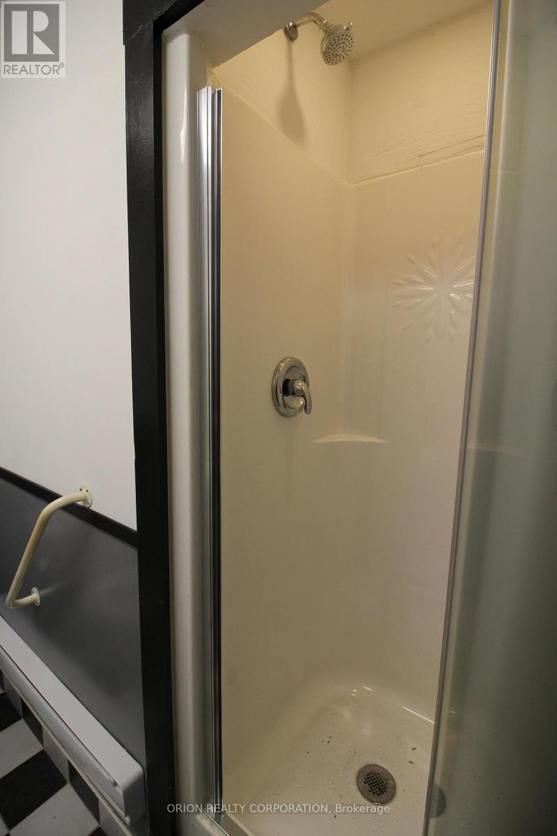 15 - 1095 Strathy Avenue, Mississauga (Lakeview), Ontario  L5E 2K1 - Photo 14 - W12919474