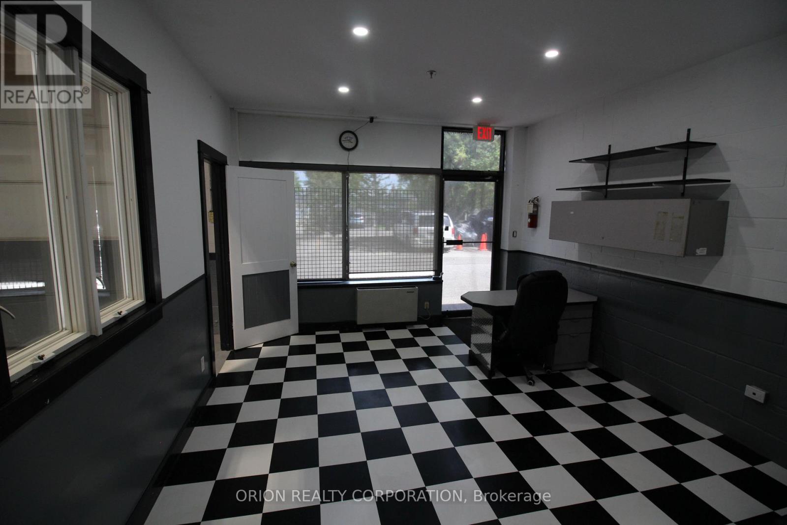 15 - 1095 Strathy Avenue, Mississauga (Lakeview), Ontario  L5E 2K1 - Photo 6 - W12919474